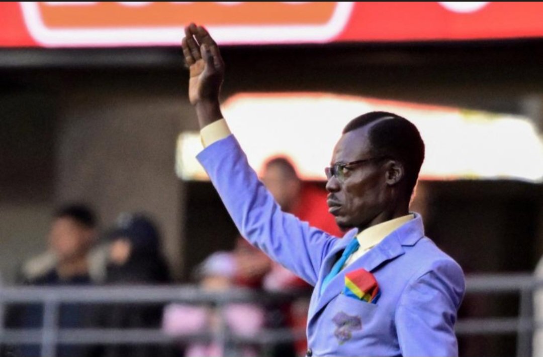 𝕄𝔹𝔸𝕐𝕆10 tweet media