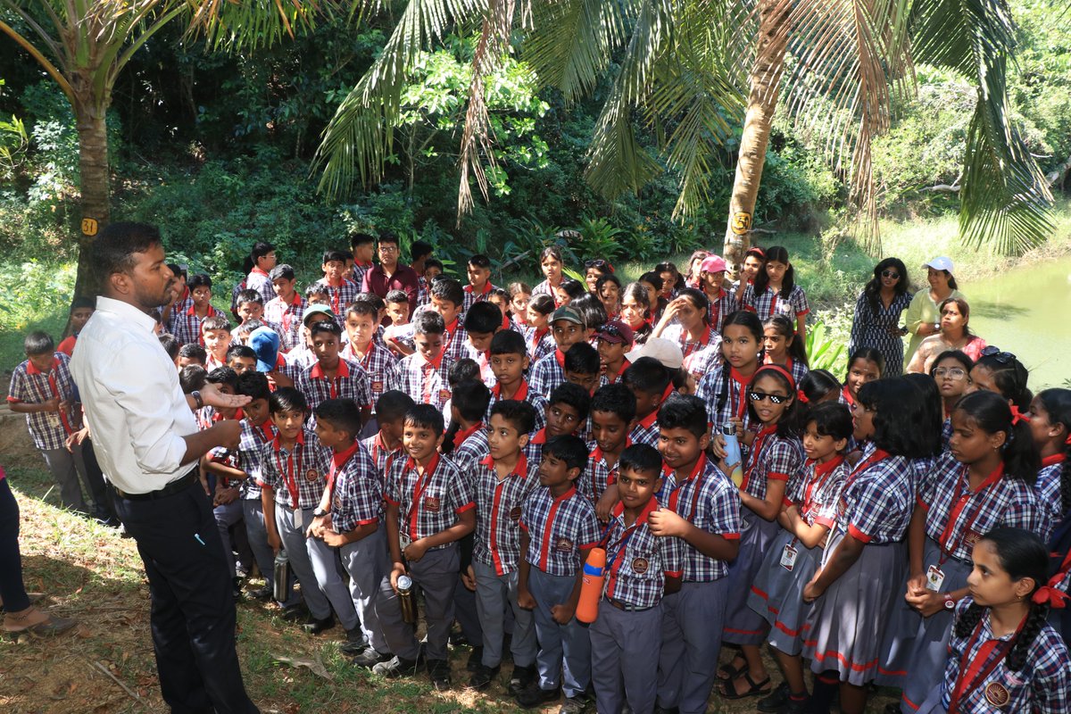 240 students from KV No. 2, Sri Vijaya Puram, visited ICAR–Central Island Agricultural Research Institute for an exposure programme on agricultural research, sustainability, and innovation, including fisheries, integrated farming, aquarium, medicinal plants, and smart agri-tech.