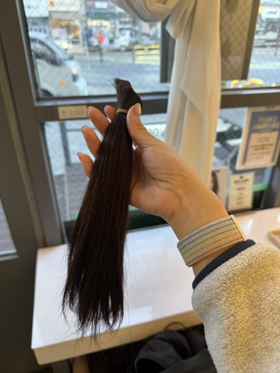 머리카락 기부했어요