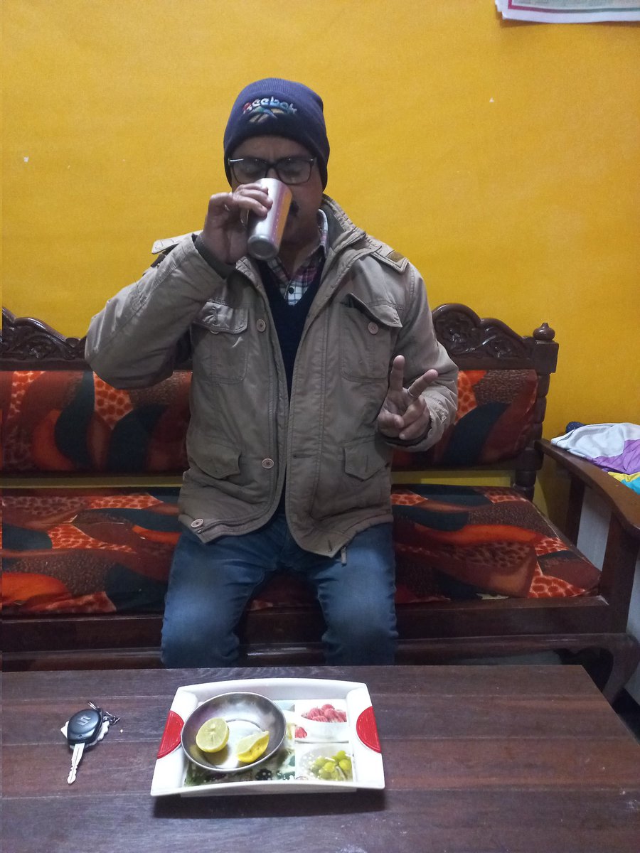 T 1351
490वाँ गुरुवार :: नीम्बू पानी 

   नए वर्ष की बधाई एवं शुभकामनाएं 
पुरानी पेंशन सभी को मिलने तक अनवरत 
         जय अटेवा जय nmops
              जय गणेश