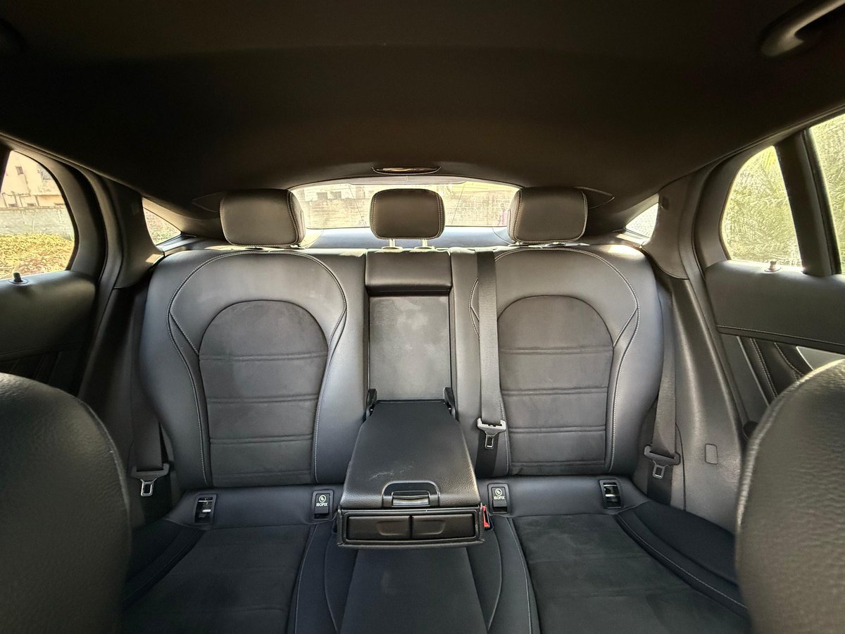 malay_wheels's tweet photo. MERCEDES-BENZ GLC 63 AMG (2019) 🚘#87m
🇺🇸 Foreign Used
✅ Accident-Free
✅ Low Mileage
✅ Duty Paid
Key Features:
• Keyless Entry
• Push-Start Ignition
• Bi-Turbo Engine
• Reverse Camera
• 360° Camera
• AMG Performance Package
• MBUX Infotainment System
And lots more https://t.co/c2A6CcVUgW