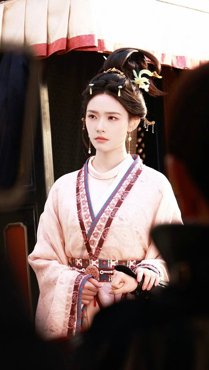 ForCdrama's tweet image. #ZhangLinghe #LinYun 1st look for tencent costume drama #归鸾 #TheRoadtoGlory