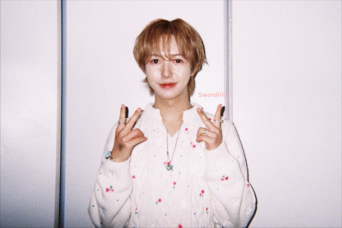 swordlily0323's tweet photo. 260107 론짱 카와이ㅣㅣ💗.｡*.୨୧⋆౨ৎﾟ.*·．
#런쥔 #仁俊 #RENJUN #ロンジュン https://t.co/b3jdNVZqSx