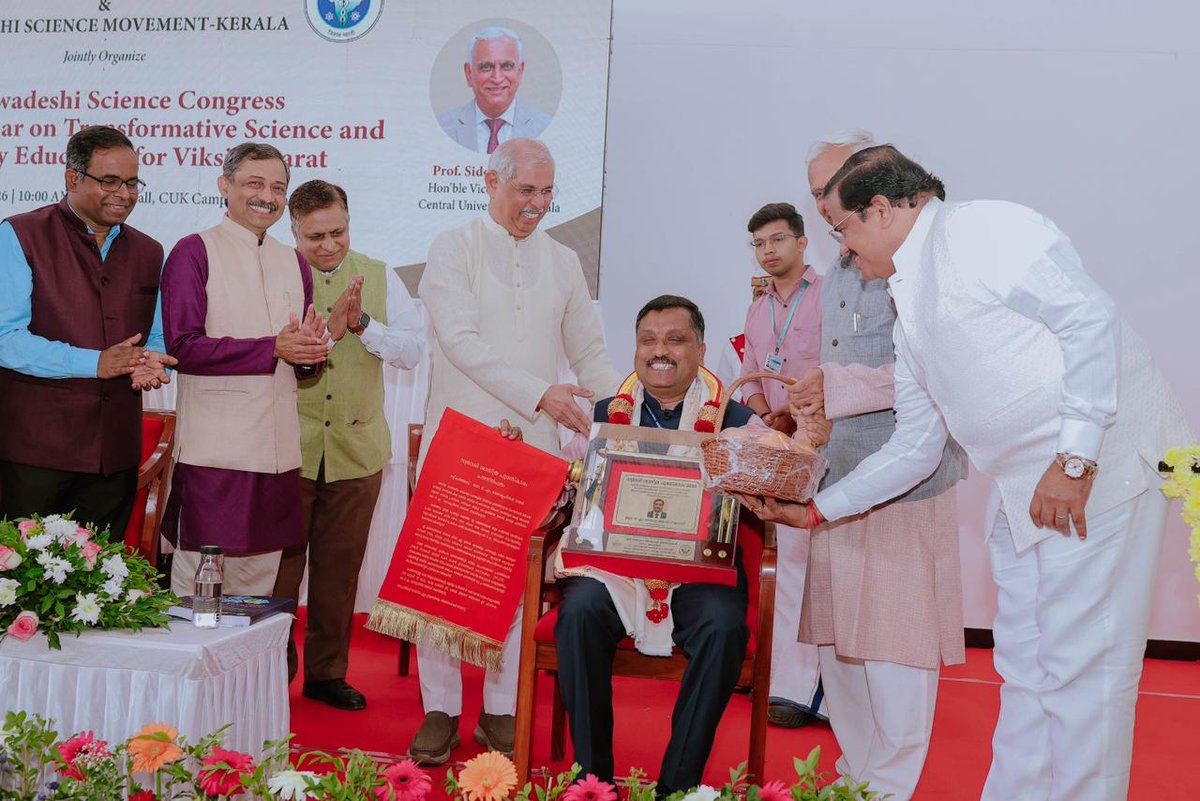 incoismoes's tweet image. Celebrating Ocean Science Excellence! 🌊
Dr. T.M. Balakrishnan Nair, Director INCOIS, honoured with the Prestigious Swadeshi Science Award. His work in marine warnings, ocean observation &amp;amp; Blue Economy protects millions. Congratulations!
#INCOIS #OceanScience #BlueEconomy