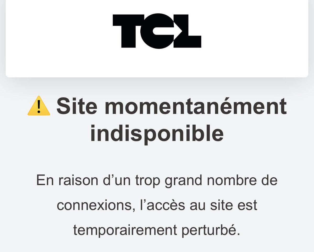 KyloDan_'s tweet image. Trois flocons ❄️ de neige à #Lyon et tout est à l’arrêt, même le site et l’app de @TCL_SYTRAL sont HS, impossible de vérifier si les transports fonctionnent avant de sortir !!!!!!!