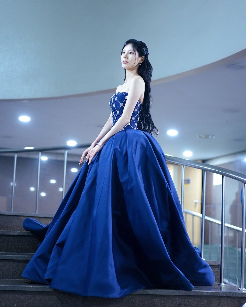 [#서현]

2025 KBS 연기대상
𝐁𝐞𝐡𝐢𝐧𝐝 𝐭𝐡𝐞 𝐬𝐜𝐞𝐧𝐞𝐬✨

#Seohyun @/seojuhyun_s 
#꿈이엔티 #KKUMENT

instagram.com/p/DTP8pdeAcLA/