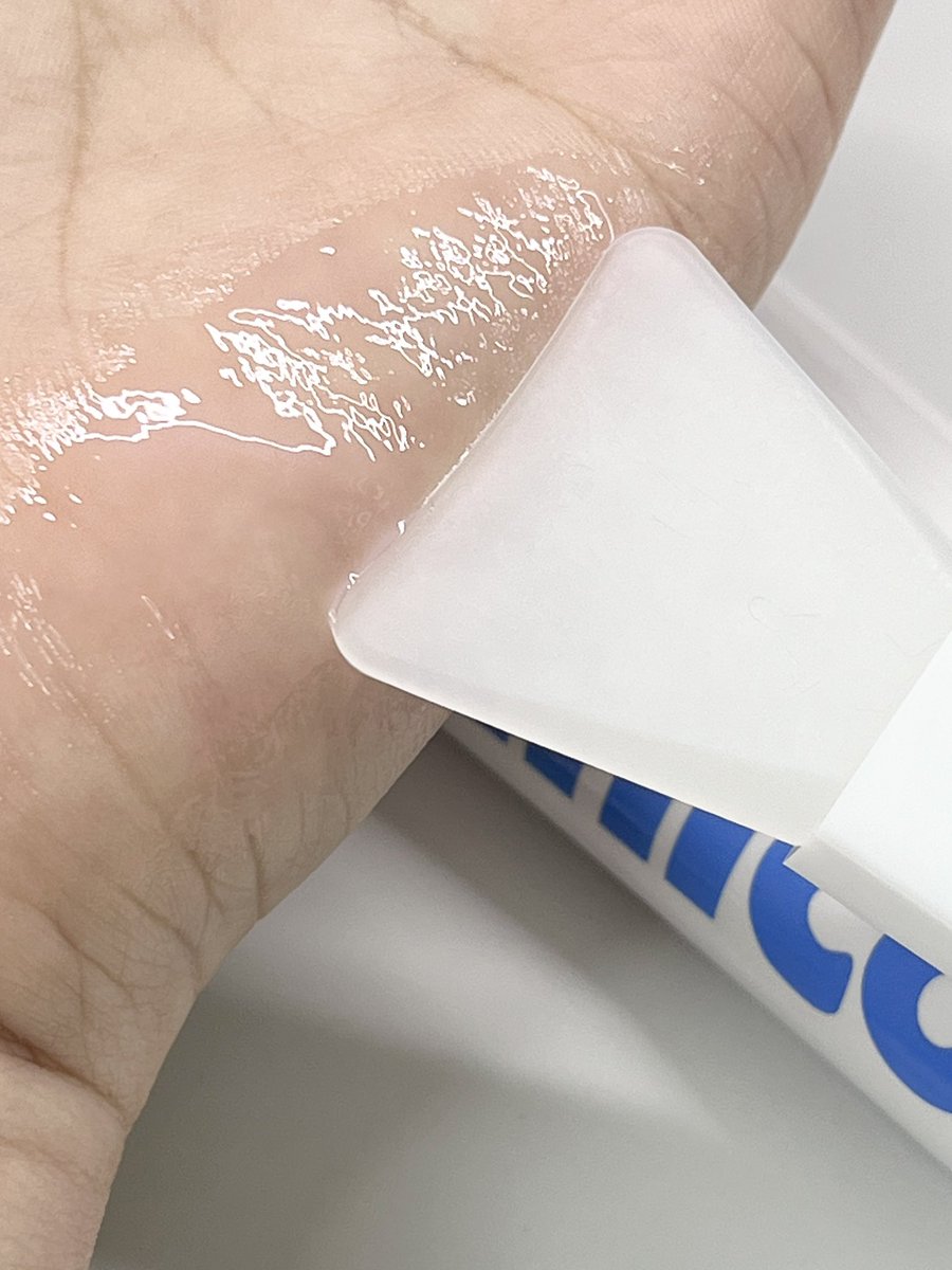 #협찬 #rt이벤트 
RT해주신 두분께 써니콘 랩핑마스크 + 브러시 세트를
보내드립니다 !

원트 ❌ 이 글 ⭕️

브러시로 바르면 얇게 잘 펴발라져서 요즘 잘 써요!