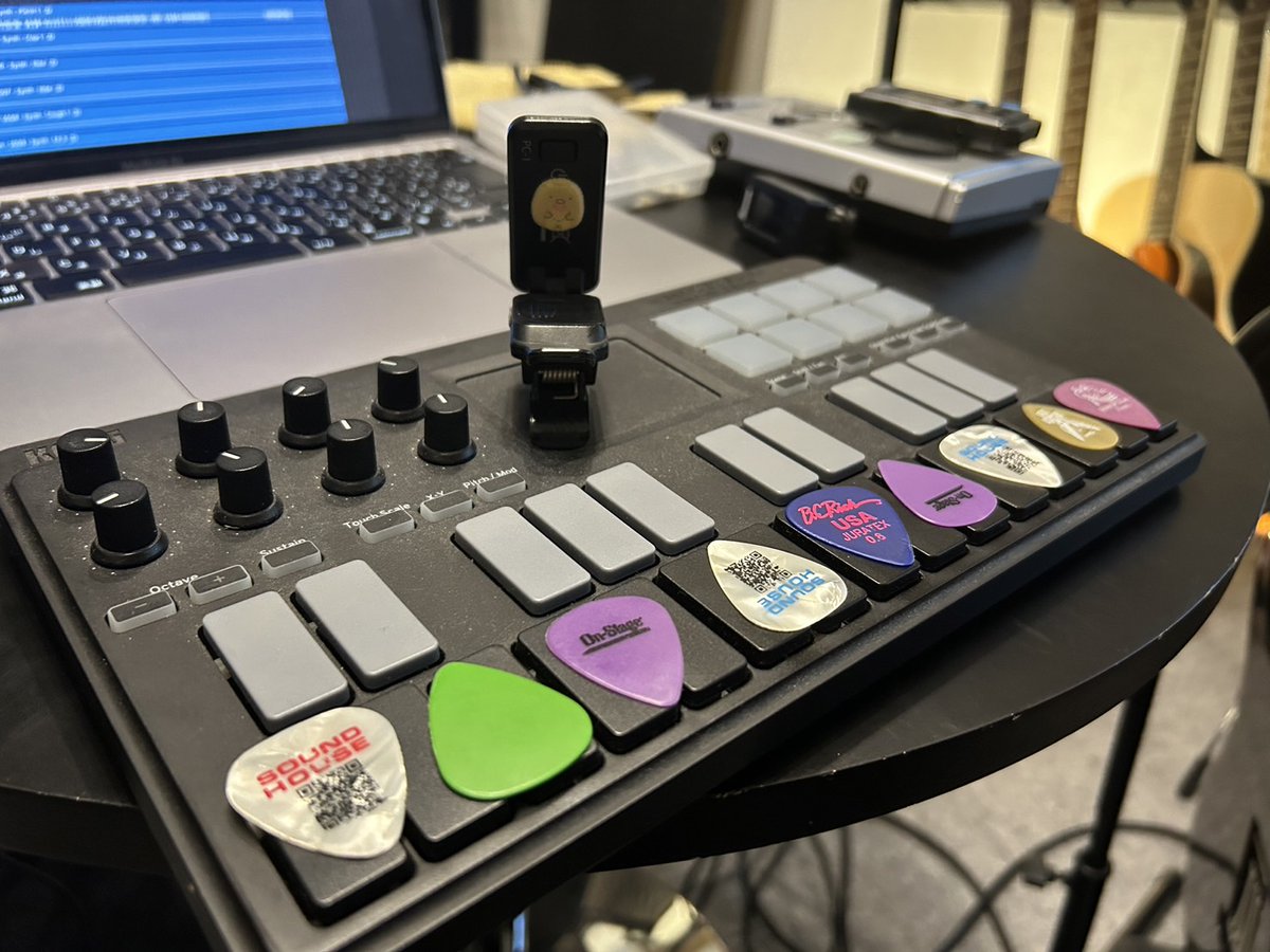 西東京市で歌を始めるならfeelヴォーカル教室。講師の生演奏で歌のレッスンをするので上達がとても早いです。西東京市田無 feelヴォーカル教室は西東京市西武新宿線田無駅より徒歩5分。

f-vocal.jp
#ヴォーカル教室​​​ #西東京市 ​#田無​​​​​​ #保谷