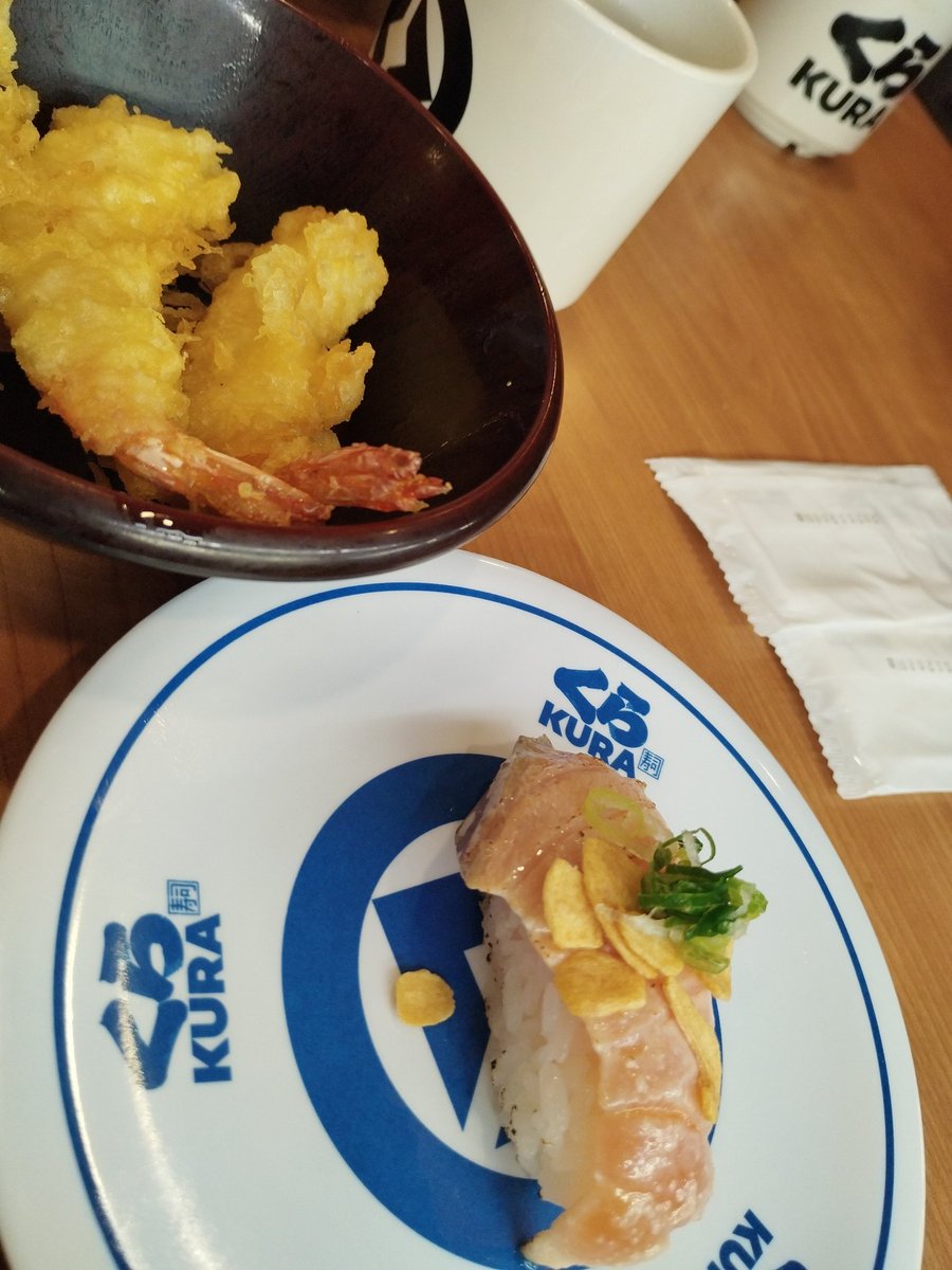 最愛ㄉ兩個
這個鮭魚好好ㄘ https://t.co/aRLNnzHD0D