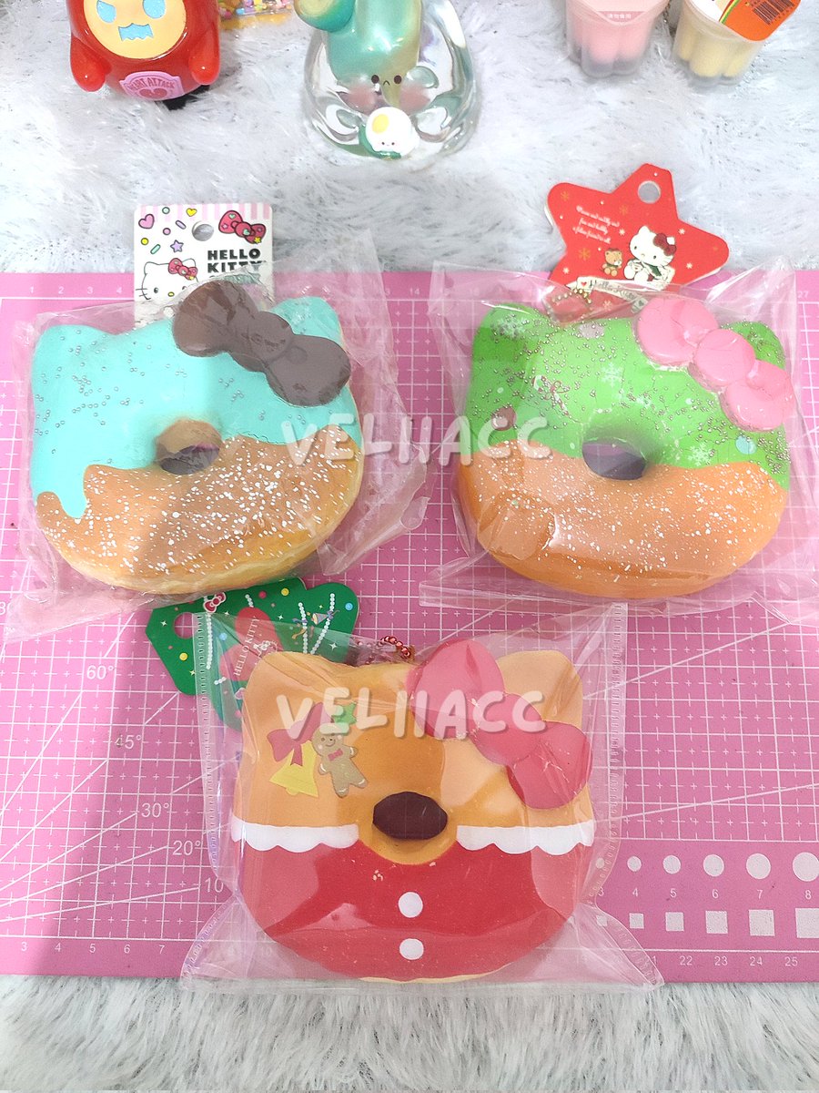 Wts squishy hk donut christmas, tosca mint, green
°offer di DM
°dmk, lepas kalo cocok sama offer nya
°jual santai, ada oren✅
°bisa oren, no COD❌

Tag. Want to sell sq licensed hello kitty donut