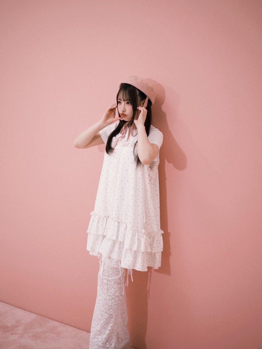 どのポーズにしよう…🤔】 桜庭遥花 @haruka_cs0129 PiKi初の「すきくじ