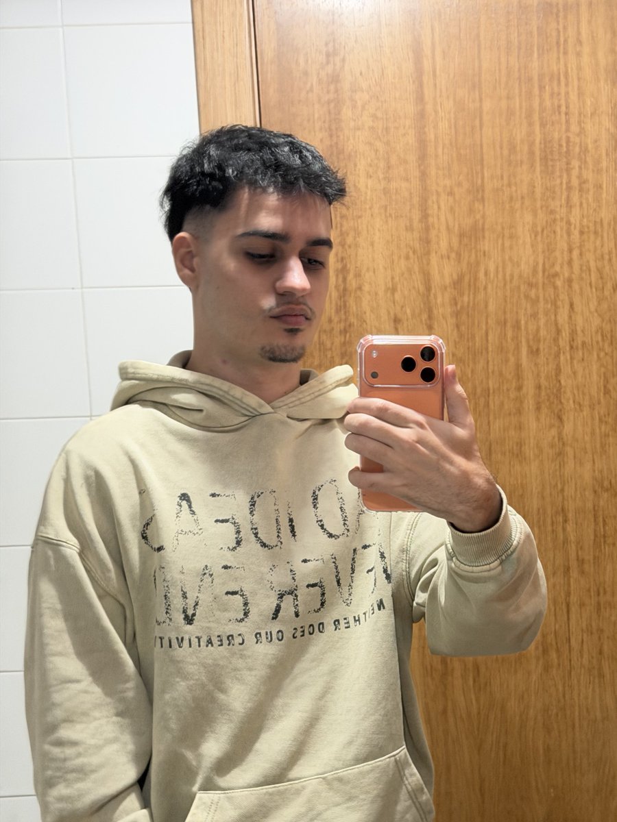 davidcaba's tweet image. primeras fotos de 2026 y seguramente las unicas JAJAJAJA