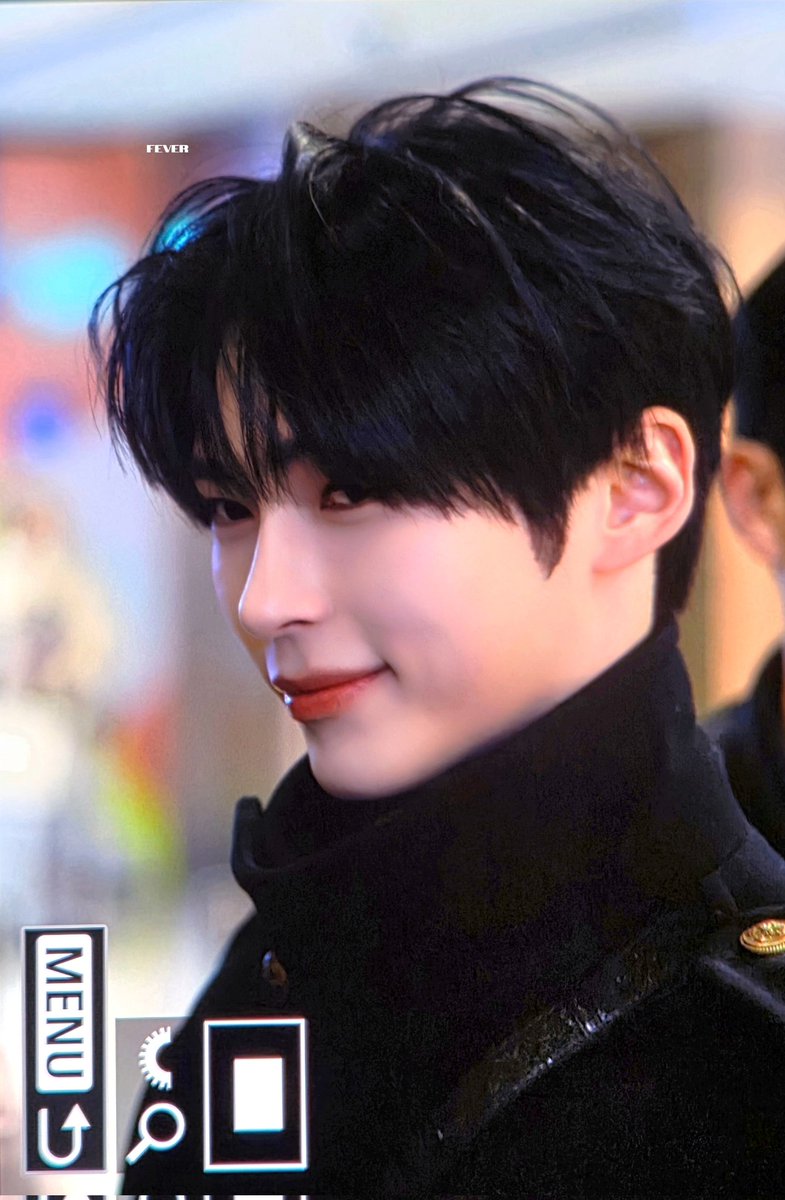 260108 ICN

오늘 완전 햄냥이🐹🐱 !!

#성한빈 #SUNGHANBIN #ソンハンビン
#ZB1 #ZEROBASEONE #제로베이스원