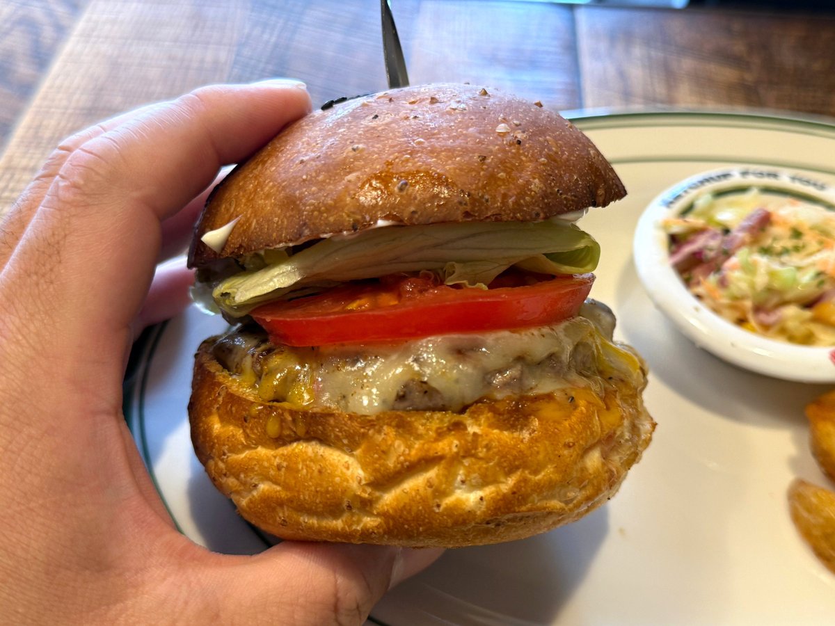 ここトランプ大統領が食べに行ったところ。美味しいよ