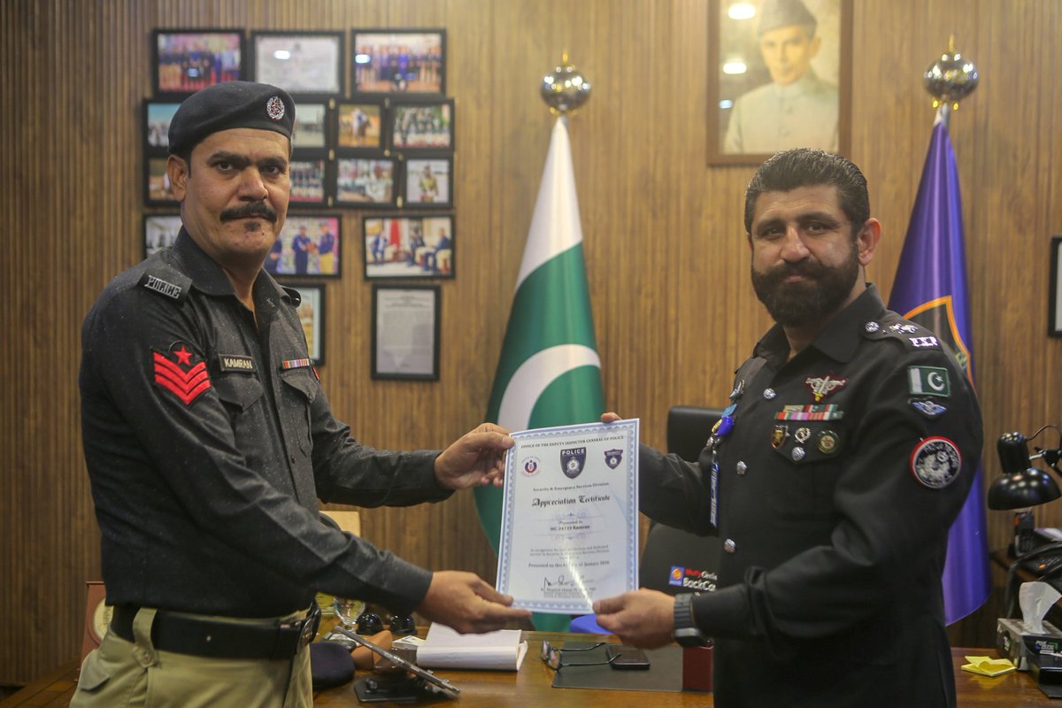 ssusindhpolice's tweet image. 𝐒𝐄𝐂𝐔𝐑𝐈𝐓𝐘 𝐃𝐈𝐕𝐈𝐒𝐈𝐎𝐍 𝐀𝐍𝐍𝐎𝐔𝐍𝐂𝐄𝐒 𝐄𝐌𝐏𝐋𝐎𝐘𝐄𝐄𝐒 𝐎𝐅 𝐓𝐇𝐄 𝐌𝐎𝐍𝐓𝐇 – 𝐃𝐄𝐂𝐄𝐌𝐁𝐄𝐑 𝟐𝟎𝟐𝟓

#EmployeeOfTheMonth #PerformanceExcellence #TeamRecognition #Congratulations