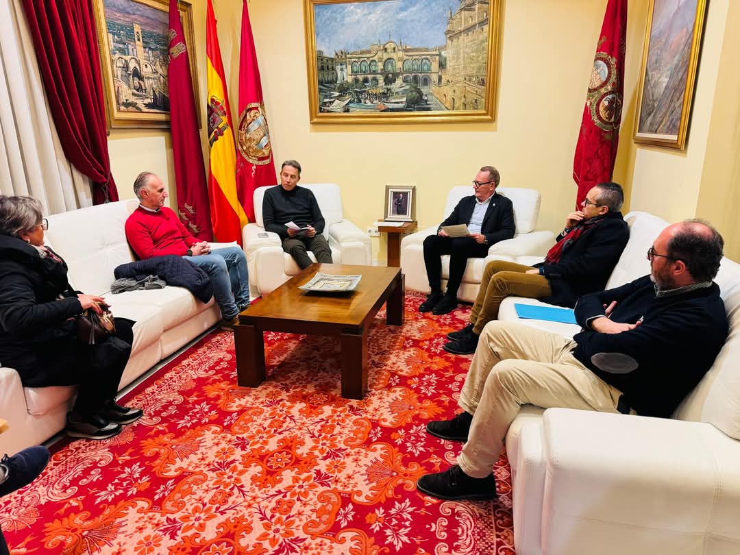 Desde la Hermandad de la Curia queremos dar la enhorabuena a Don José Pérez-Muelas Alcázar, elegido Pregonero de la Semana Santa 2026 de Lorca.