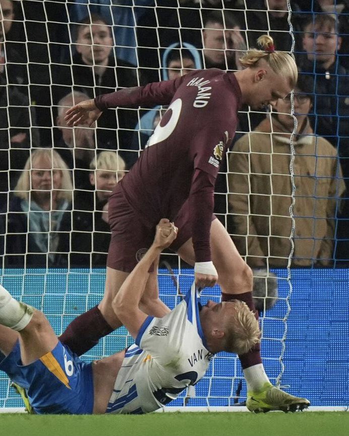 nocontextfooty's tweet image. 