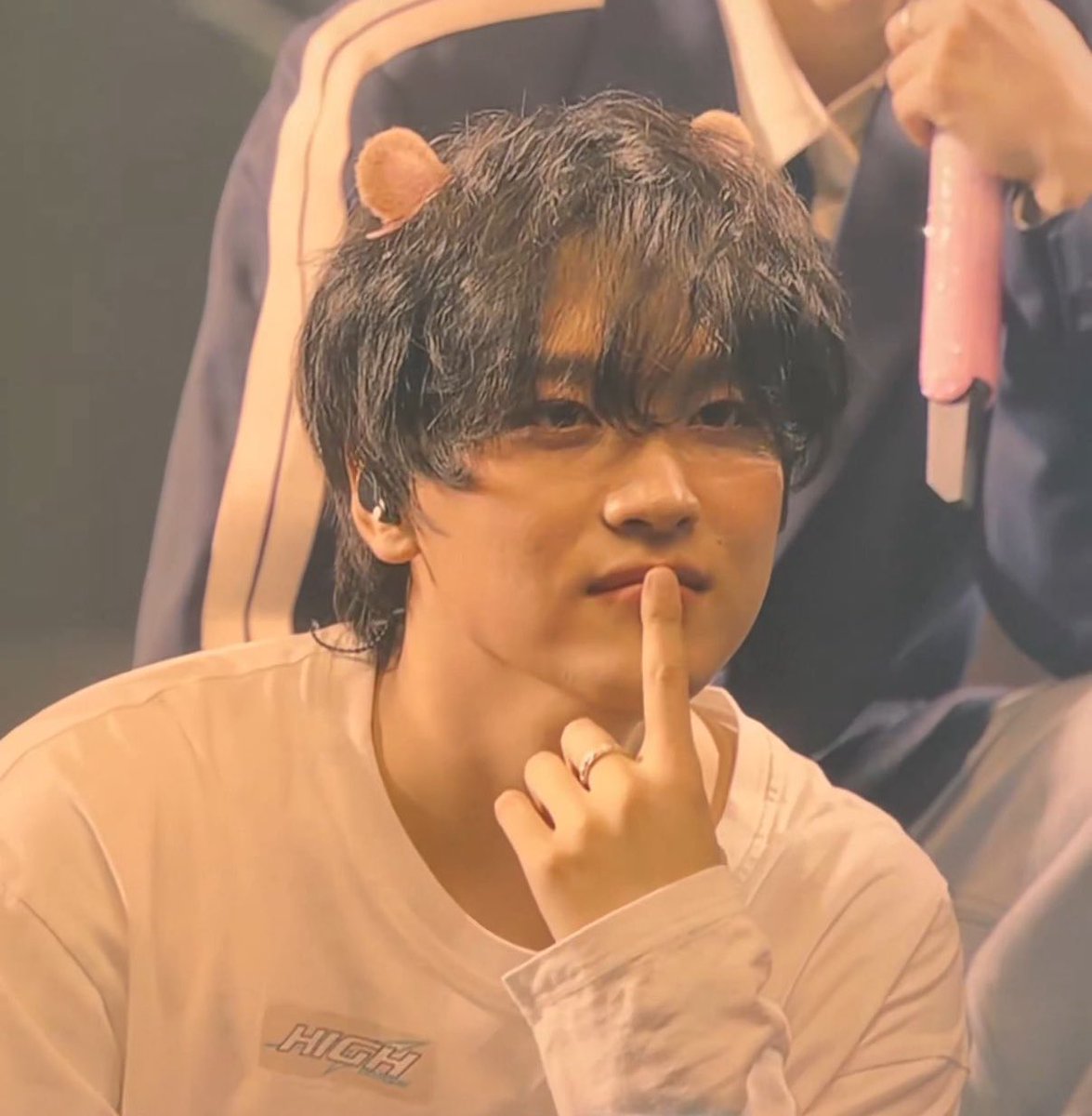 sunhaefs's tweet image. BEAR HAECHANIE 😭🐻🤏🏻