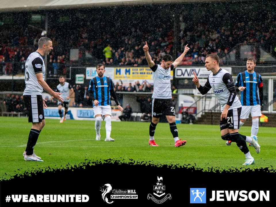 𝗔𝗹𝗹 𝘂𝗻𝗱𝗲𝗿 𝟭𝟴𝘀 𝗴𝗼 𝗳𝗿𝗲𝗲 𝗼𝗻 𝗦𝗮𝘁𝘂𝗿𝗱𝗮𝘆! 

Juvenile or Child tickets are still required for entry. Collect yours from the Club Shop or Ticket Pod (open from 1.30pm on matchday). 

Adult &amp; Concession tickets can still be purchased online. Get yours now 🎟️