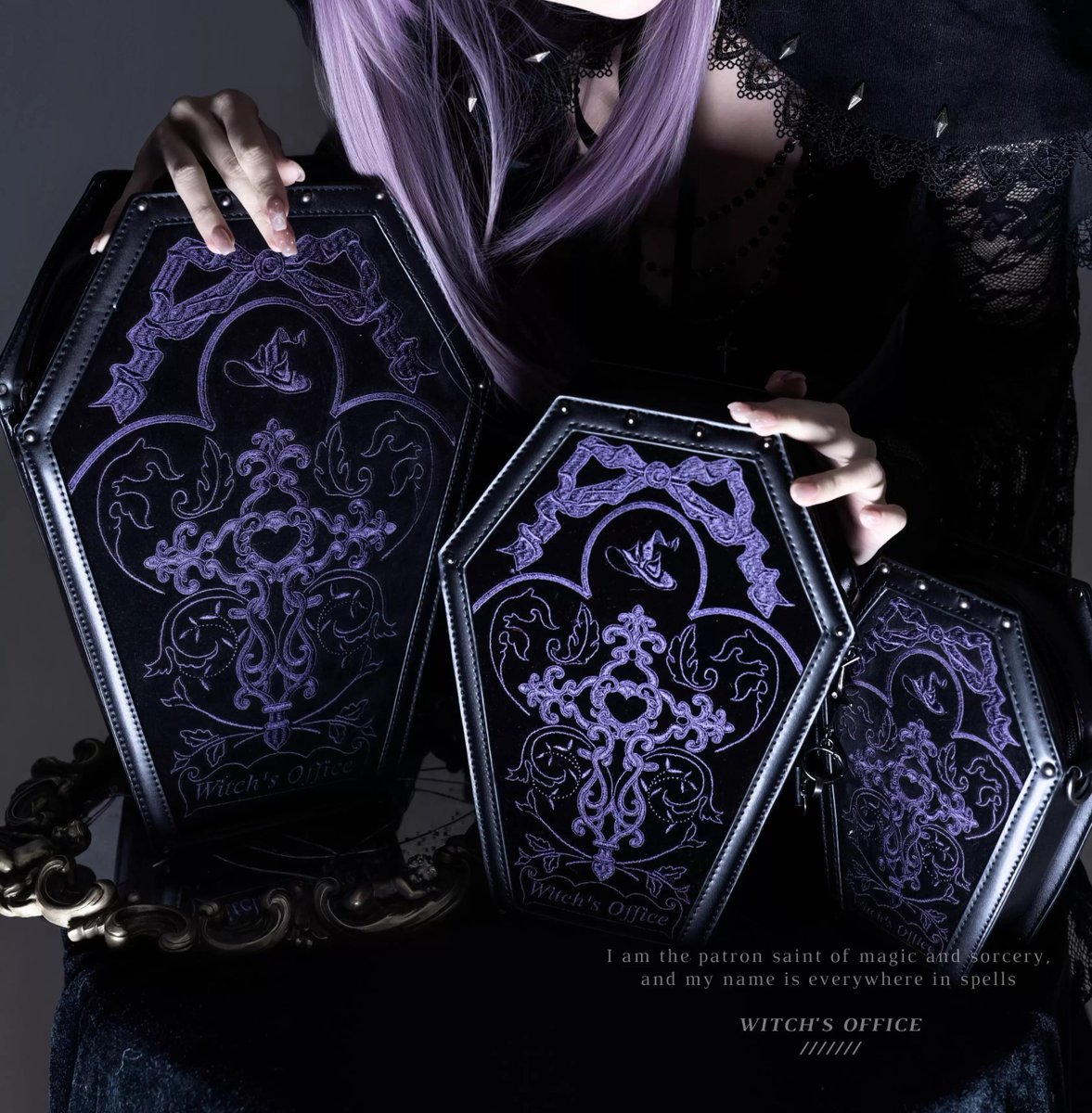 ✨VIP限定✨ 非売品ショルダーバッグ ブラックBOX付 ✨予約開始✨ 魔女集会 棺型バッグ【物語者】 人気の別珍×刺繍の柩