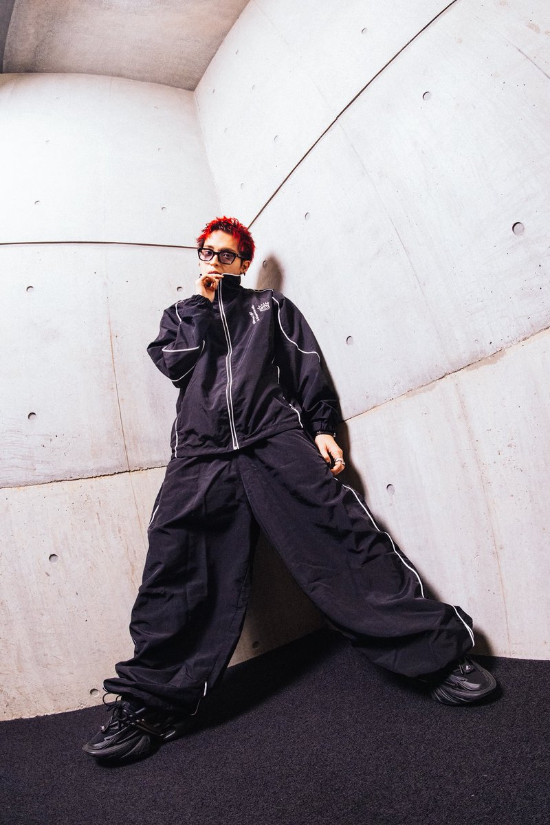 iamnovelcore's tweet photo. “BiRTH OF CORE: Lv.25”
Official Merchandise 

＜事前オンライン販売＞
1/9(金) 10:00 ~ 1/11(日) 23:59 まで

https://t.co/OxNOqJWvKD

めっっちゃかわいいっしょ🫶🏻
実は、大晦日のCDJで着ていたセットアップはこれでした⚡️

#BiRTHOFCORE_Lv25 https://t.co/jfk35REHxp