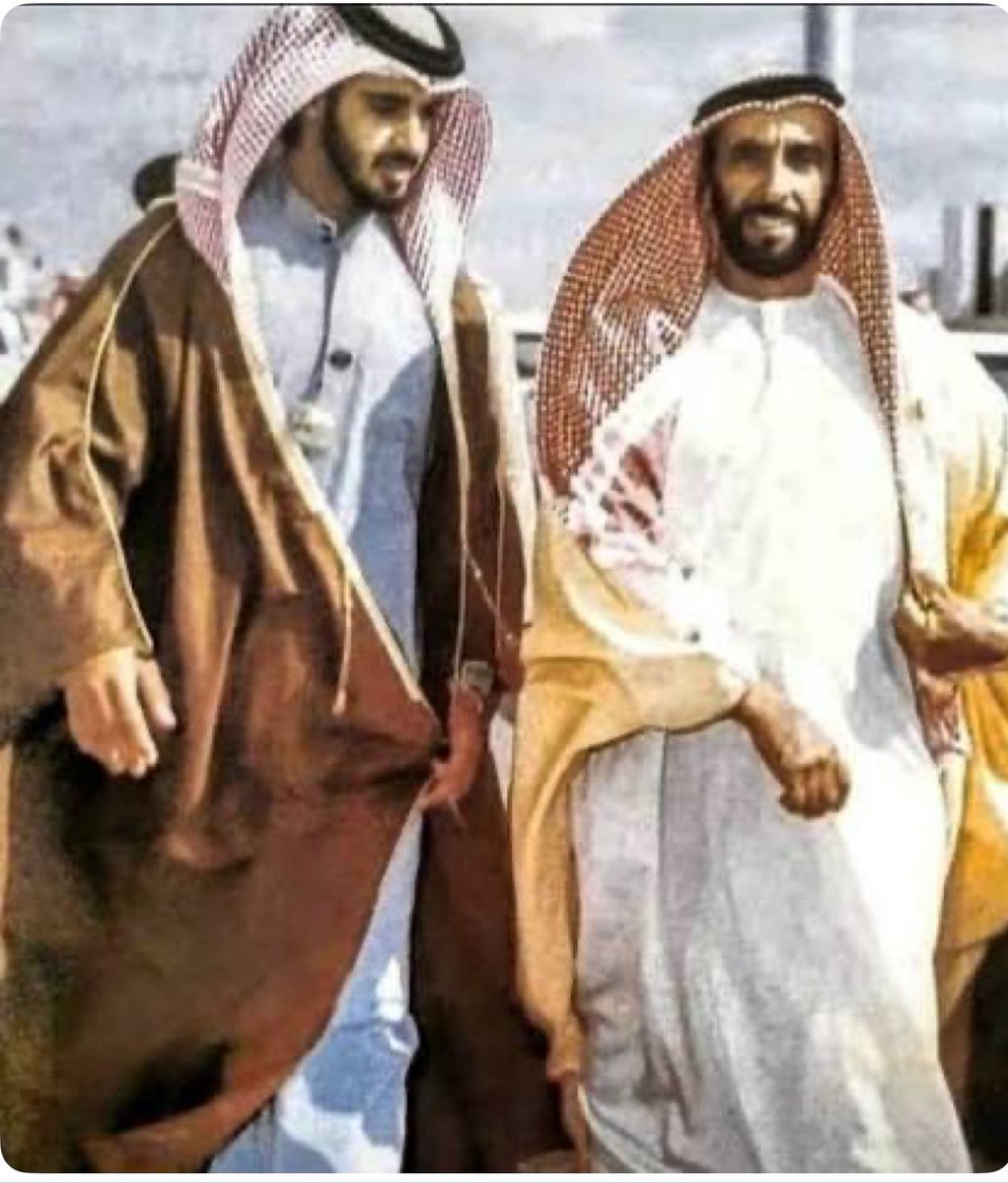 rh_alameri's tweet image. نحن عيال زايد العود ما نلين
على نهج المجد نمشي ثابتين
ومحمد يقودنا بثقة ويقين 
ربي يمد بعمره سنين وسنين 
#الامارات