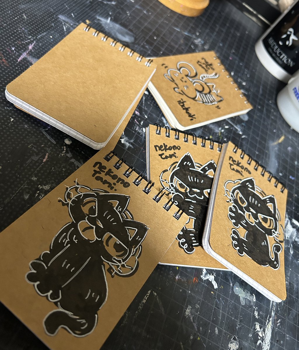 手描きメモ帳制作中