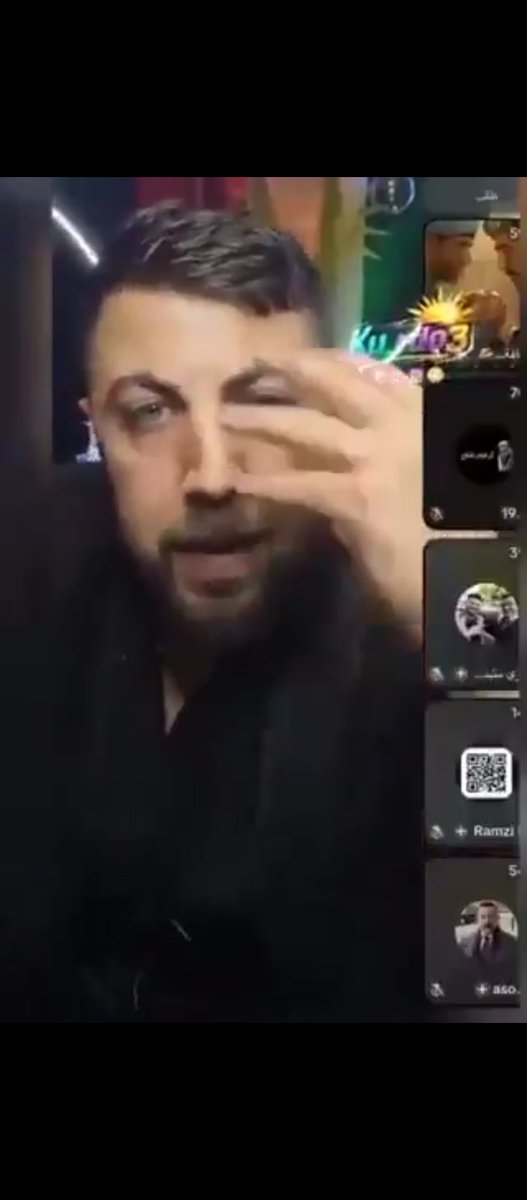 يقول هذه القسدي الوضيع أن امه تحمل السلاح وتدافع عن شيخ مقصود 
 طيب سؤالي انت ماتخجل ع حالك  قاعد بأوربا وتارك امك تقاتل إلا اذا كنت gay  وقتا منعذرك😆 
#حلب
#الشيخ_مقصود 
#الجيش_العربي_السوري  
#قسد_pkk_الارهابية