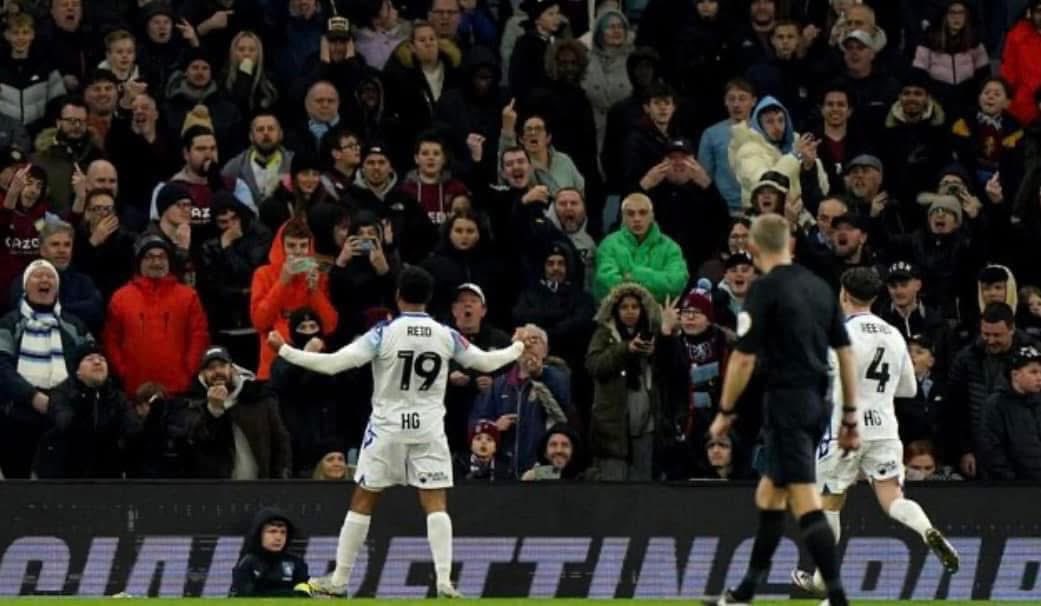 TheBroadhallWay tweet media