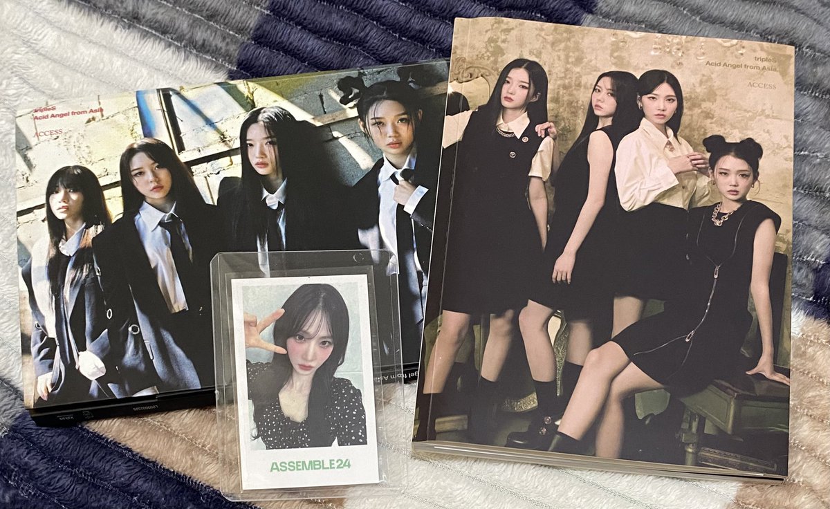 pponyangs's tweet image. TODAY’S MAILLLLL (an impulsive purchase because twotenz didnt win best couple /hj)