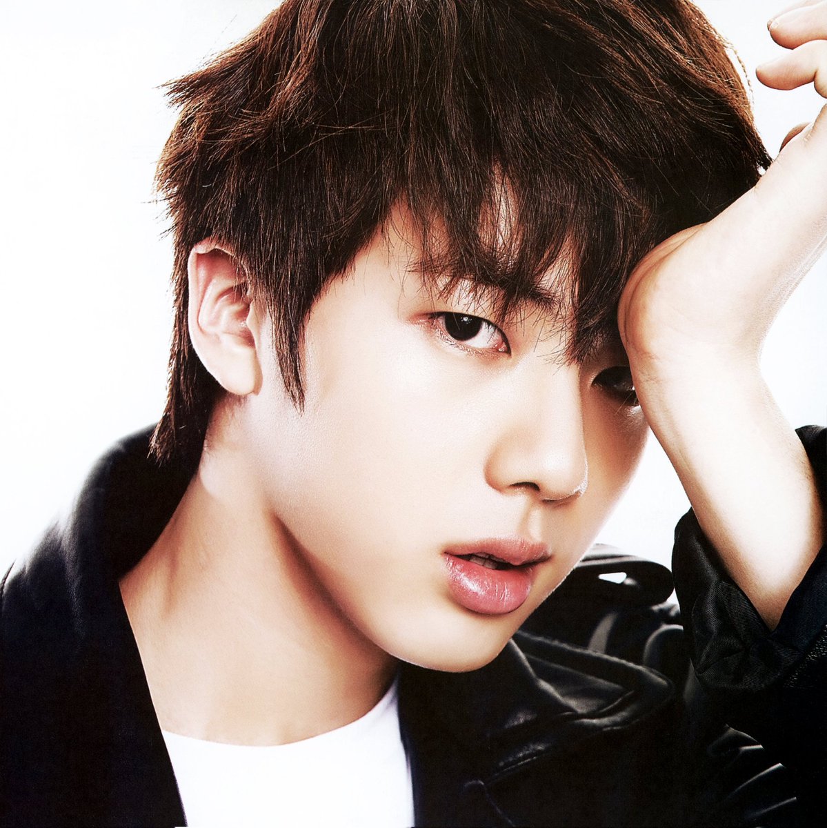 dailydolljin's tweet image. 