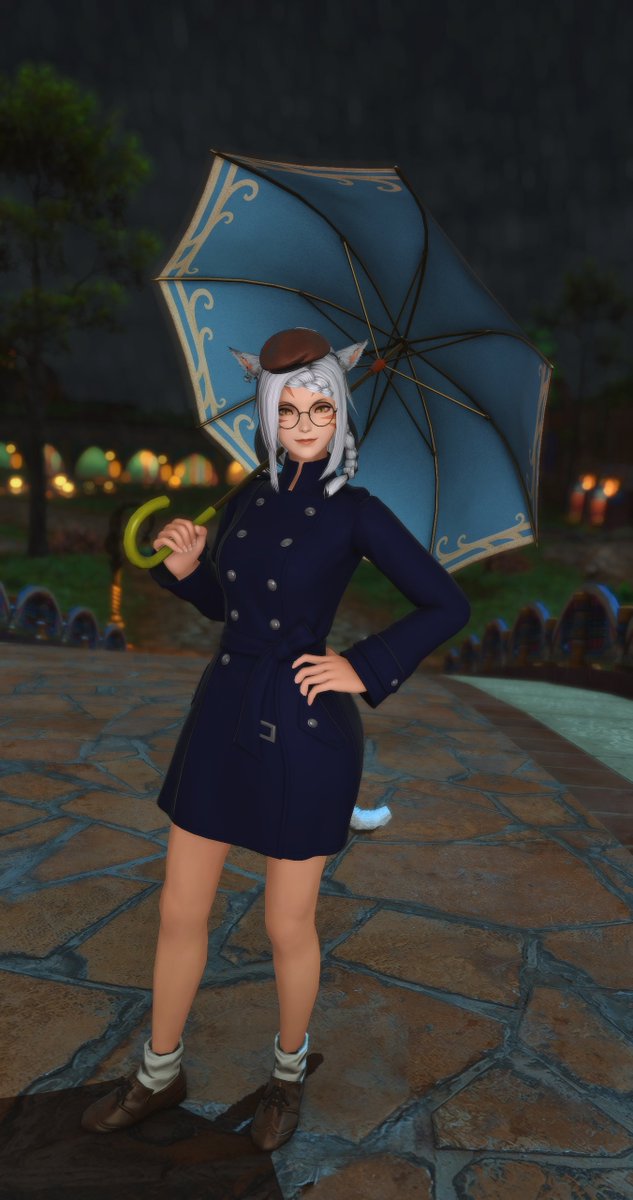 Big fan of trenchcoats 🩶🌧️

#FFXIV #FF14 #FF14SS 
#miqote #ffxivsnaps