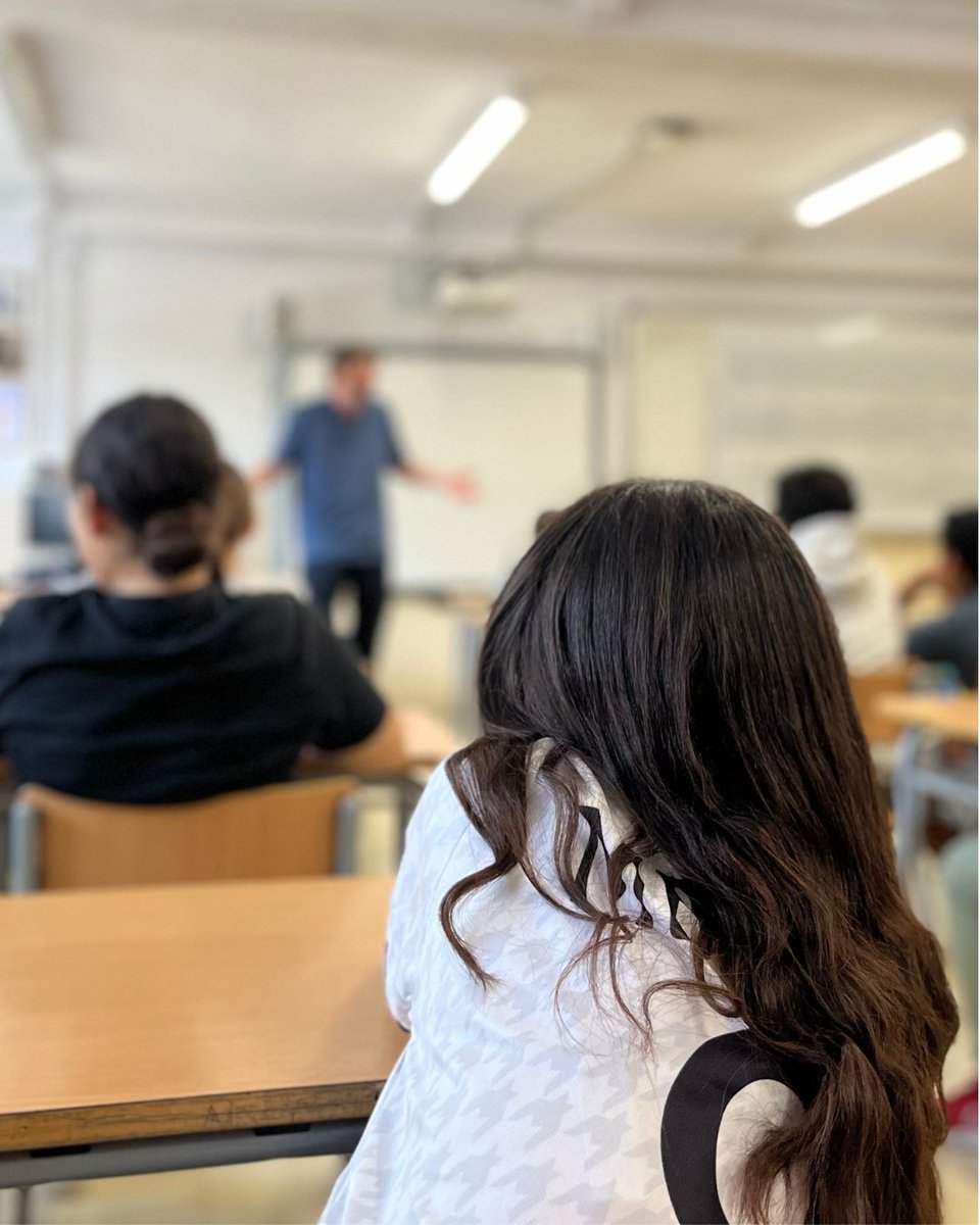 Escoles AC tweet media