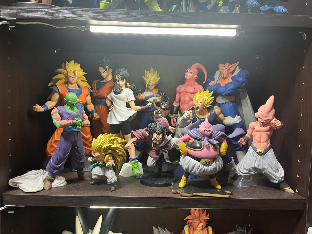 GtMaximum's tweet photo. グランディスタの魔人ベジータ買った！
デカさと威厳が違いすぎる！
パワーが違いすぎる！ https://t.co/Y1BIBTT6xm