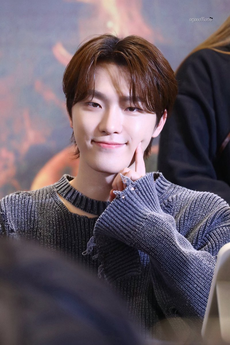 alwaysdinofan's tweet image. 요즘 유행이라는 익산말랑쫀득쿠키....