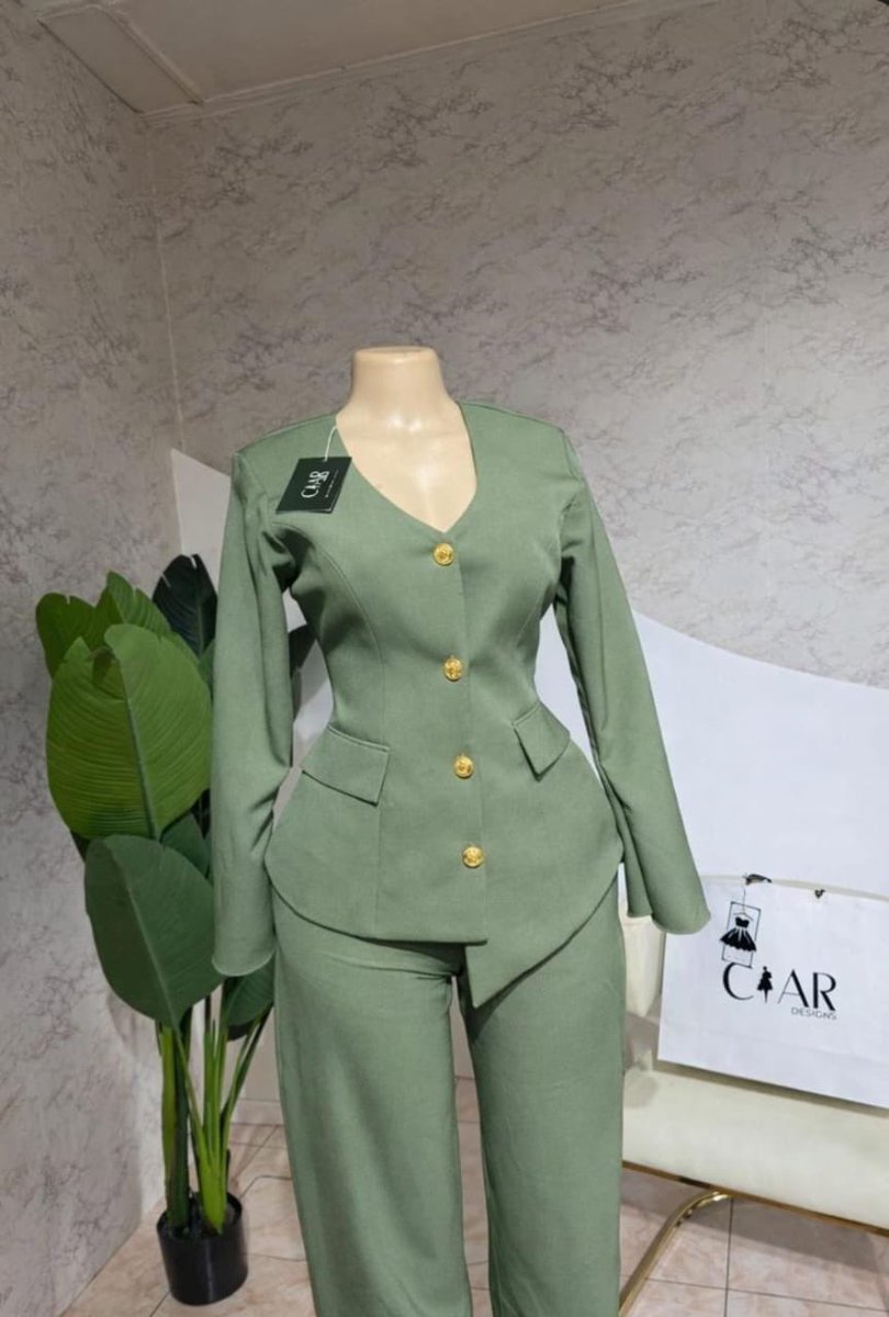 Ciar Designs tweet media