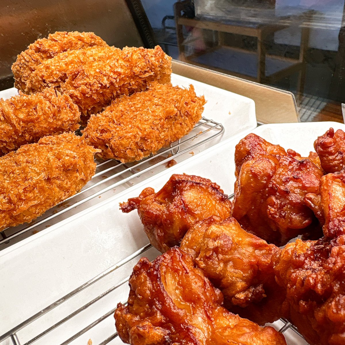 ＊本日のフライ＊
メンチカツ、ミニヒレカツ、から揚げ、コロッケ、クリームコロッケ