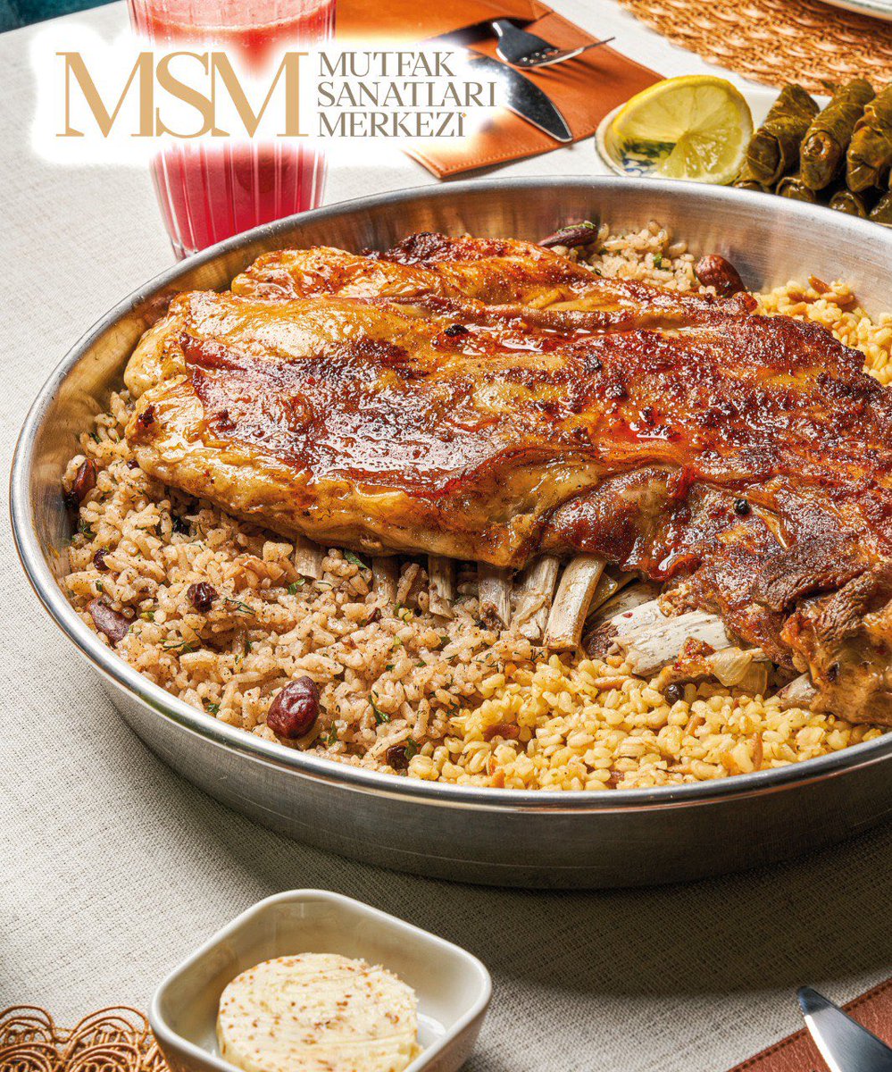 🔸Lezzetin en iddialı hali!🔥
Kuzu Kaburga Dolması Mutfak Sanatları Merkezi’nde..

(En az iki kişilik servis edilir Salı, Perşembe ve Cumartesi günleri 12.30 - 19.30 saatleri arasında servis edilmektedir)

📞Rezervasyon: 0850 346 82 38