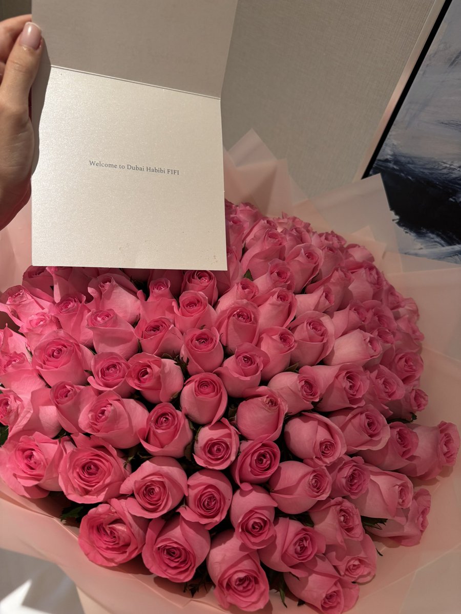 gsgetlonelytoo's tweet image. 🇦🇪🩷🌷