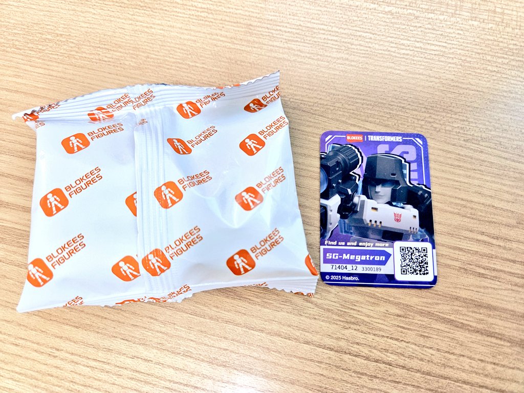 트포 디펜더 4탄 SG - 메가트론 블로키 조립 비하인드] 하얀: 드디어 나왔다! SG 메가..!