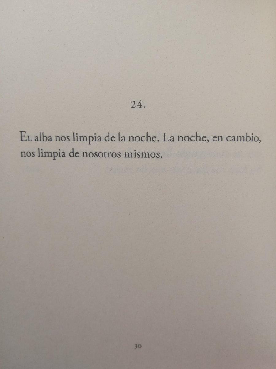Lorenzo_Olivan's tweet image. El alba nos limpia de la noche

("La óptica sutil")