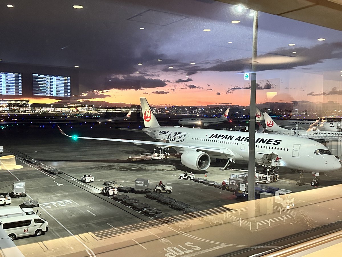 ASTRAYRED4's tweet image. #イマソラ
川崎出張終わりました。大阪に戻ります😊✨✨🍡🍀