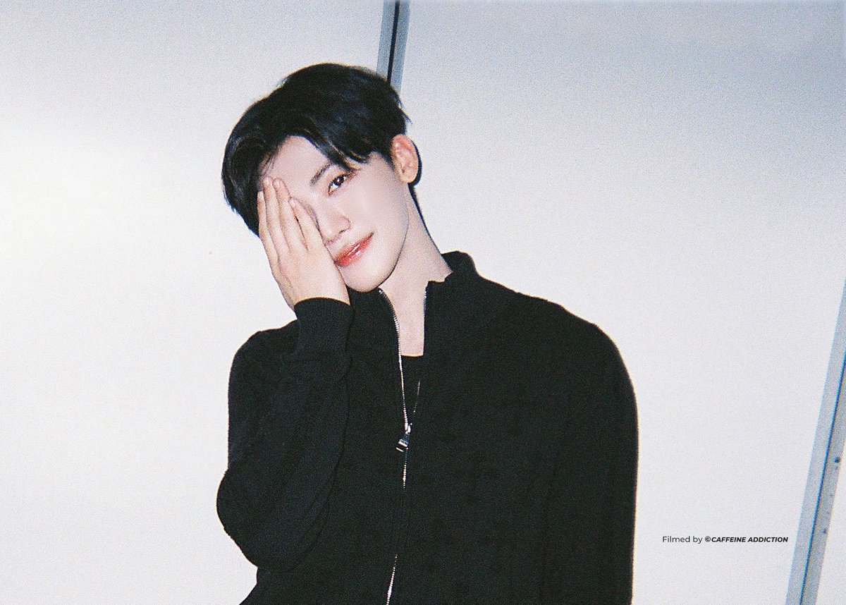 CaffeineA0813's tweet image. 260107 MumoShop 撮影会

𝘽𝙖𝙘𝙠 𝙩𝙤 17
📷: Fuji Simple Ace 400

#재민 #ジェミン #JAEMIN #NCT #NCTDREAM