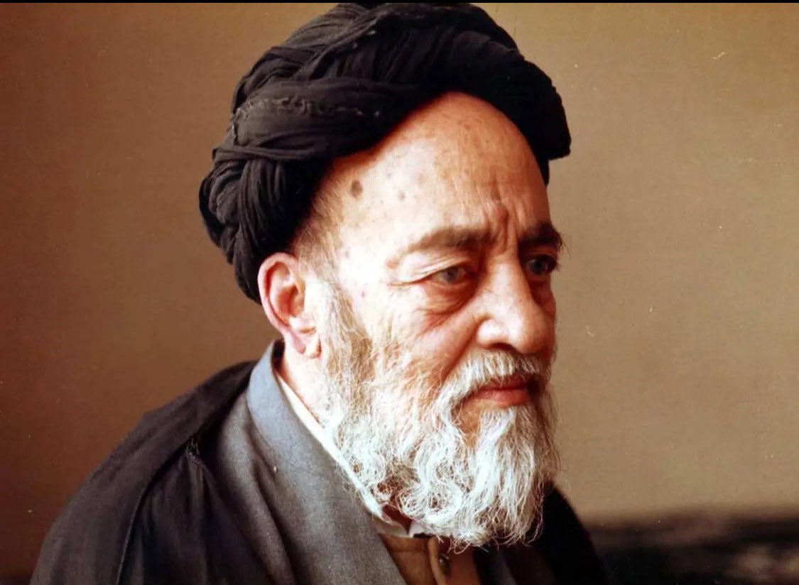 رحم الله مَن قرأ الفاتحة لروح المرحوم العلامة الكبير السيد محمد حسين الطباطبائي -طيّب الله ثراه- صاحب تفسير الميزان، والمتوفى سنة 1981 م