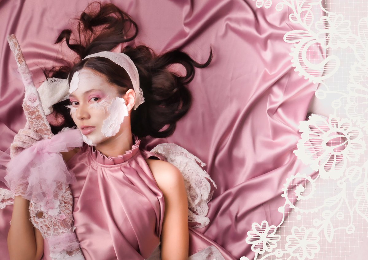 bersyanda's tweet image. Menamatkan UAS Kriya dan Fashion