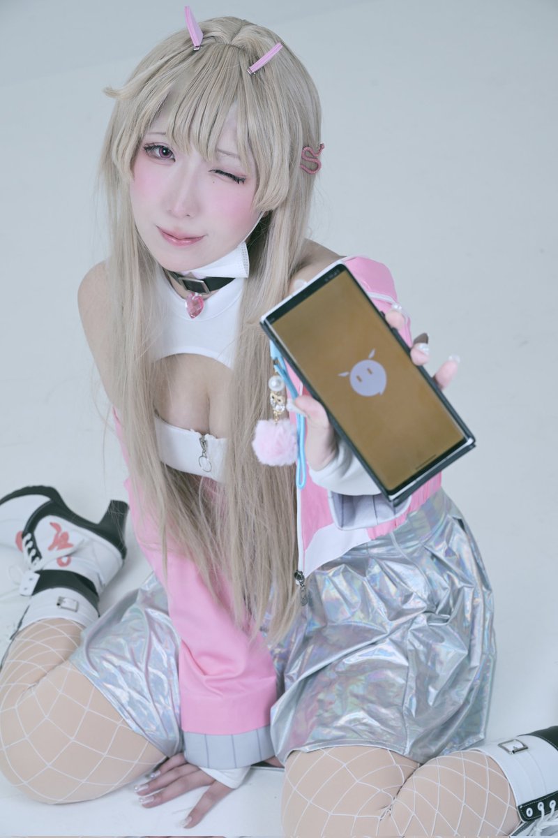 とるた tweet media