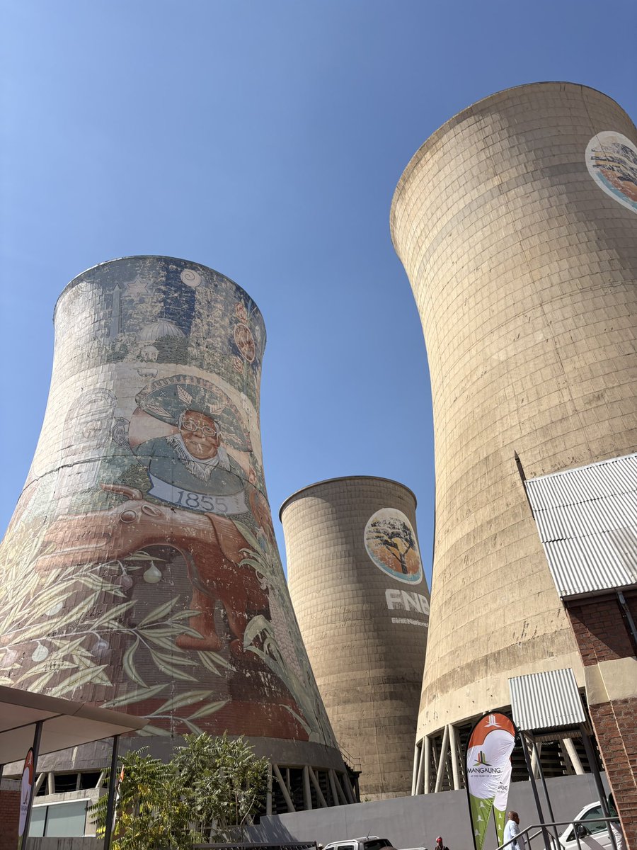 masitengmakgala's tweet photo. At the Wesleyan Church in Waaihoek, Bloemfontein where the ANC was formed in 1912. There is a hive of activity at this precinct, recognised as an enduring symbol of the birth of the oldest liberation movement.
#sabcnews #sabcfs https://t.co/KD7qWR9IZB