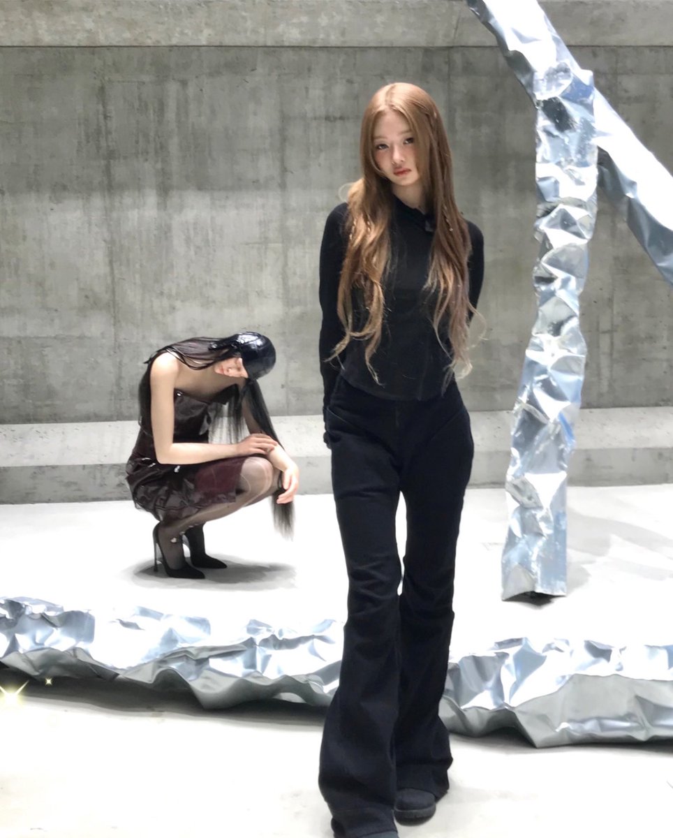 성수동편집샵언니인스타피드보면 이런알바중에찍은사진잇을것같고..