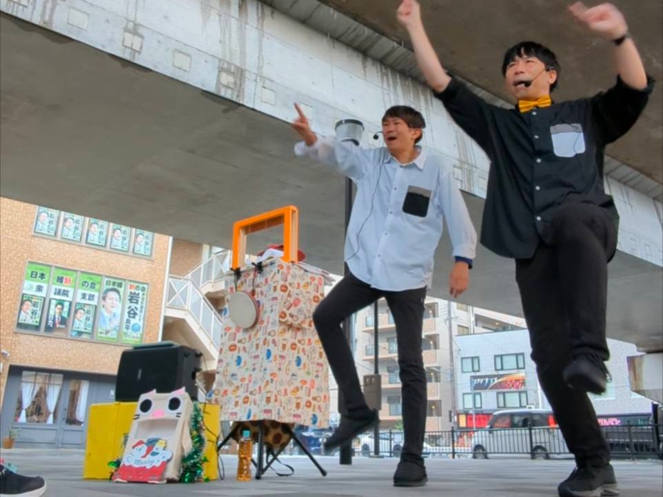 ryoujifukuoka's tweet photo. さてさてさてーーー！⁡
⁡楽しそうなことも色々考えて、
⁡動いていきますよ芝居紳士ーー。⁡⁡
⁡やりたいことがあるのは、何よりのことでございます。⁡
⁡さあ、待っていろ出会いと別れ！
⁡⁡⁡
⁡※楽しそうな感じの、⁡2025年振り返り動画は来週公開っ。 https://t.co/LRzKNJdIiM