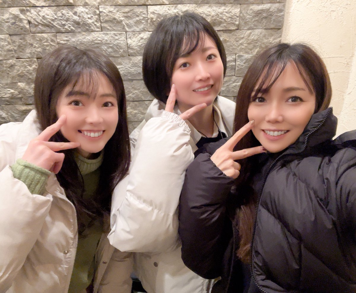 Tri-mariage
新年1回目の練習してきたよ🩷💛🩵
アルバム制作に向けて
着々と進んでおります！お楽しみに✨️
 #トリマリ